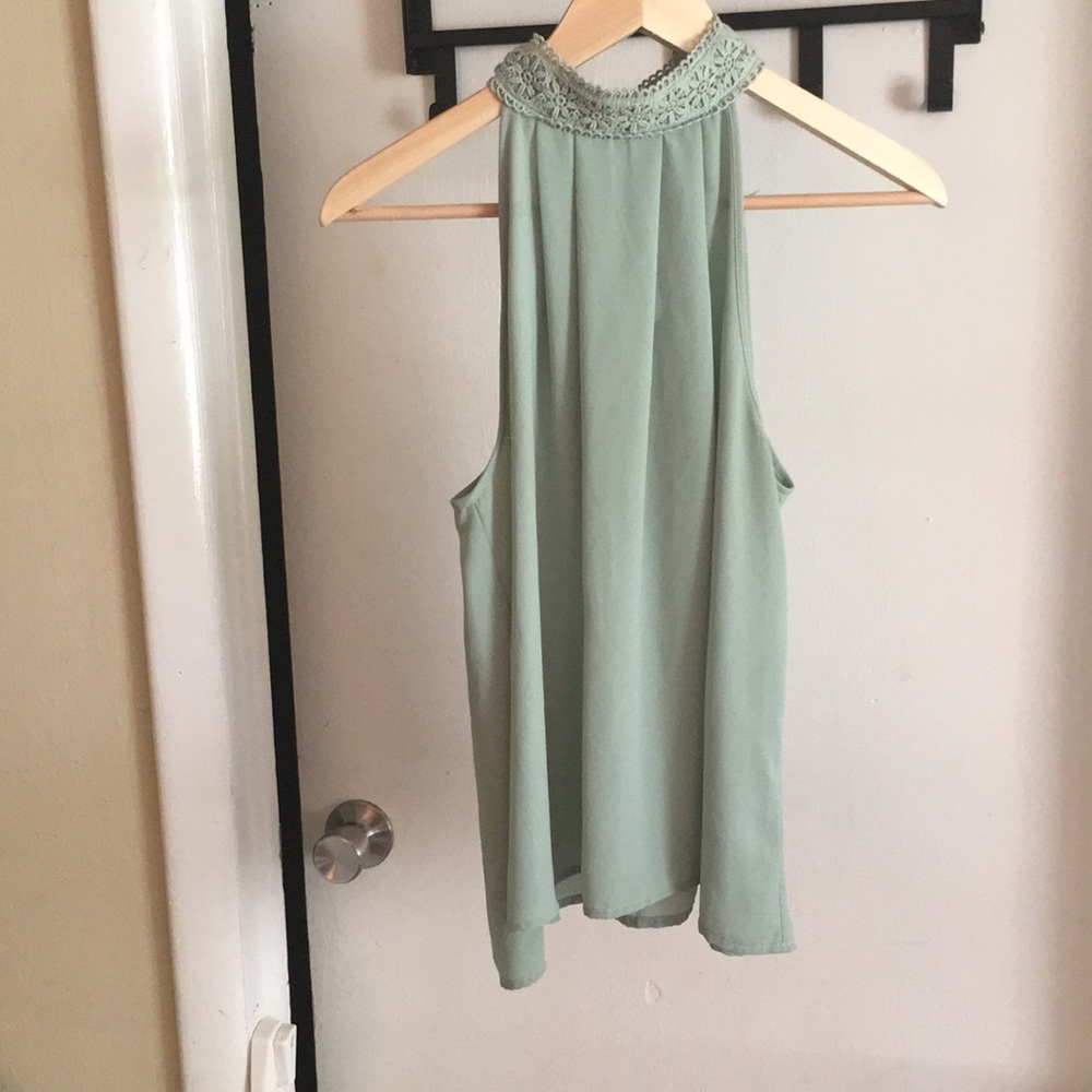 Razor flowy shirt. 3/20
